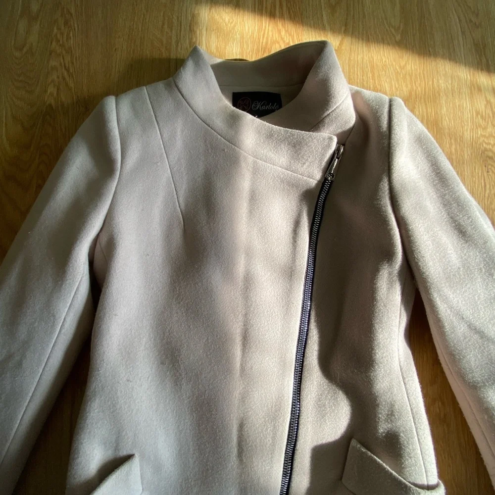 Wool coat - Picture 2 of 5